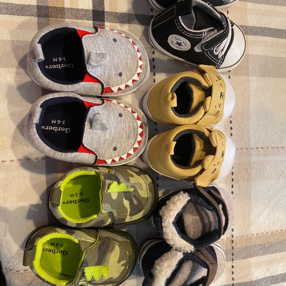 Bundle of Gerber’s Baby Boy shoes 0-3 or 3-6 months